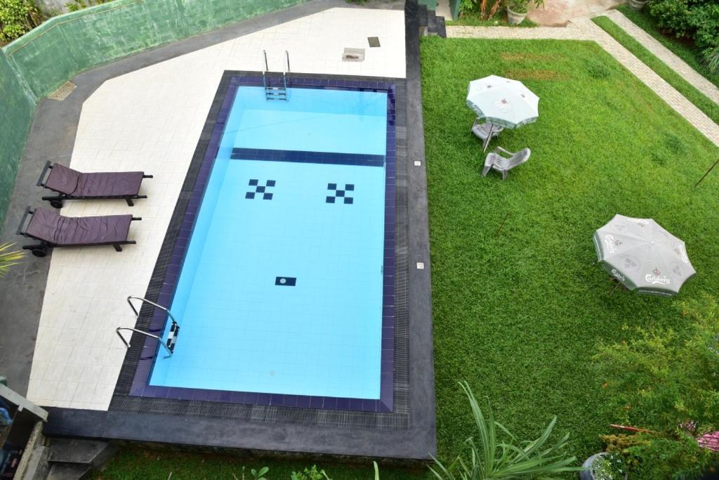 Relax Inn Хикадува Екстериор снимка